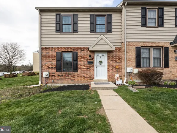 76 Norwood House Rd, Downingtown, PA 19335