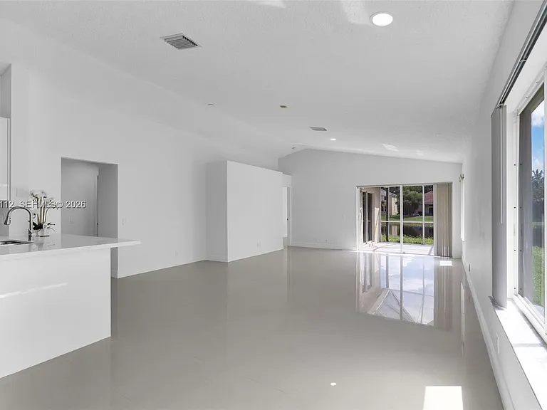 4366 Mahogany Ridge Dr — Photo 4