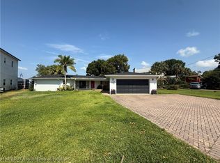 3071 Lakeview Dr, Sebring, FL 33870