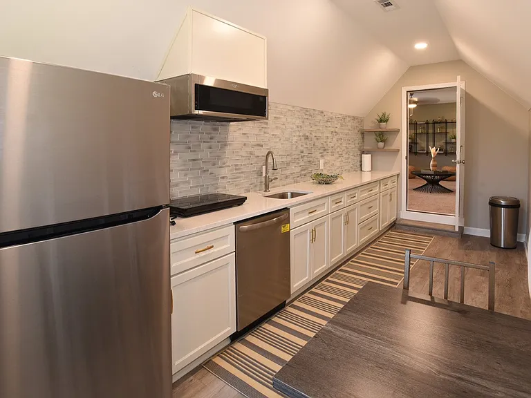 100 Highland Forest Dr — Photo 16