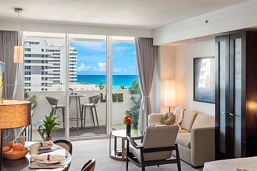 4391 Collins Ave #802 Photo 1