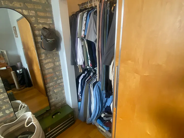 1151 W Erie St #3R — Photo 12