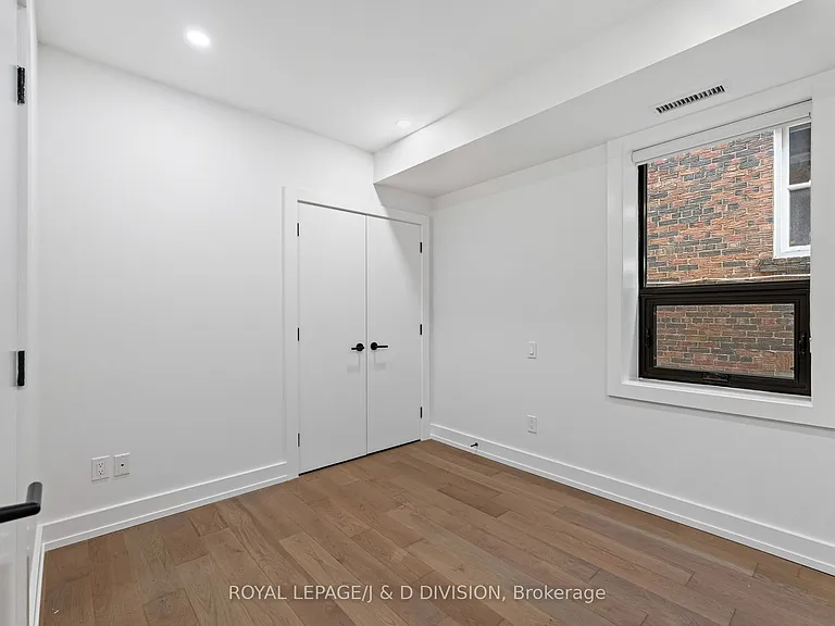 314 Lonsdale Rd #4 — Photo 23