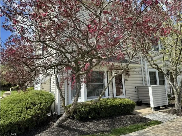 705 Bryant Dr, Hackettstown, NJ 07840