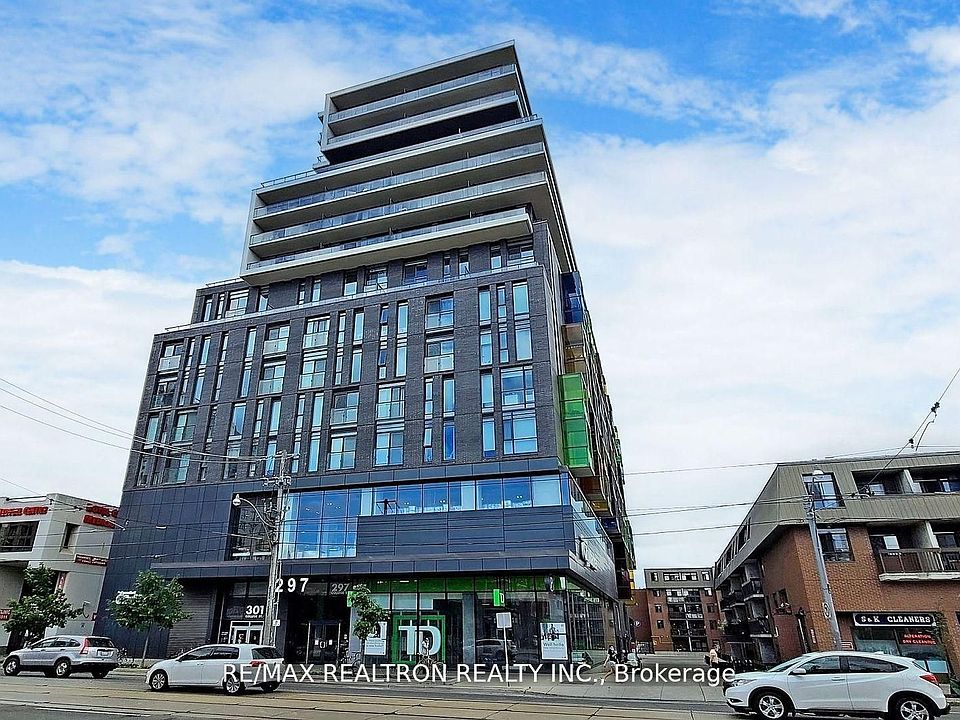 1st image of 297 College St #917