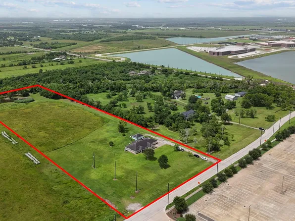 4338 Davenport Pkwy, Rosharon, TX 77583