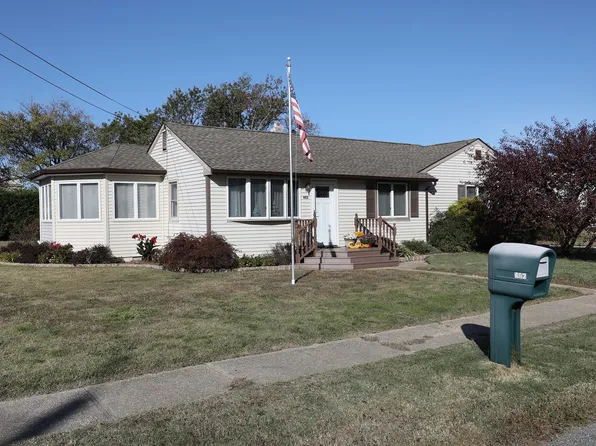 402 Pacific Ave, Cape May, NJ 08204