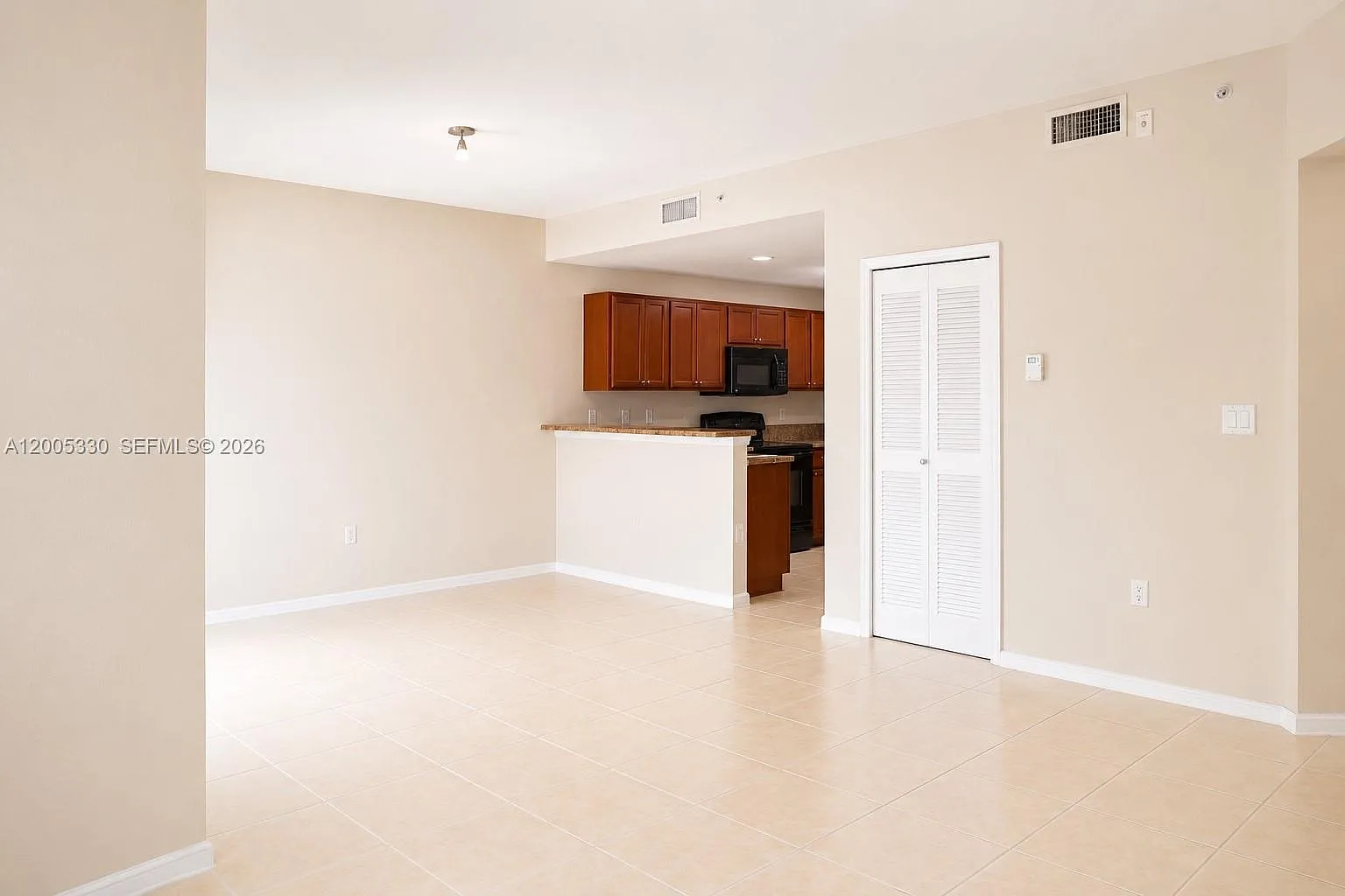 2 bed, 2.5 bath, 1256 sqft, $2,650 — Photo 4