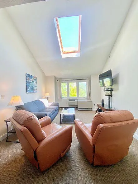 2 bed, 1260 sqft, $1,800 — Photo 4