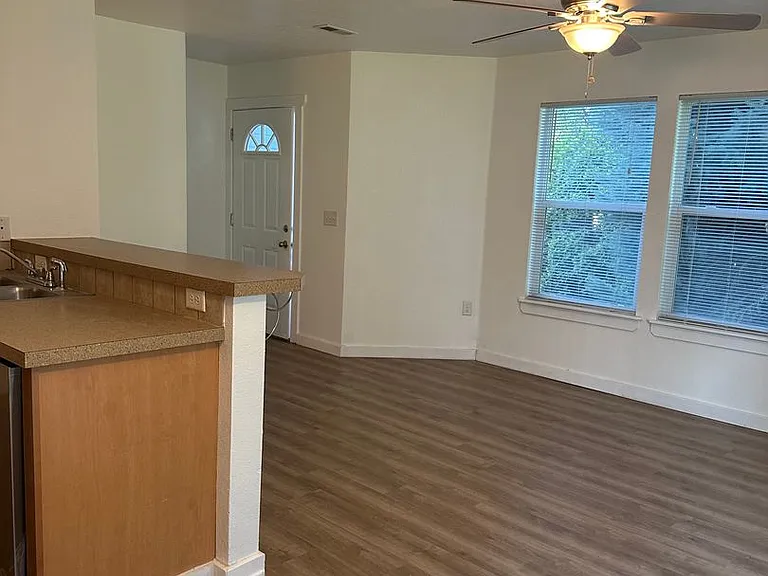 8955 W Candleston Ln — Photo 4