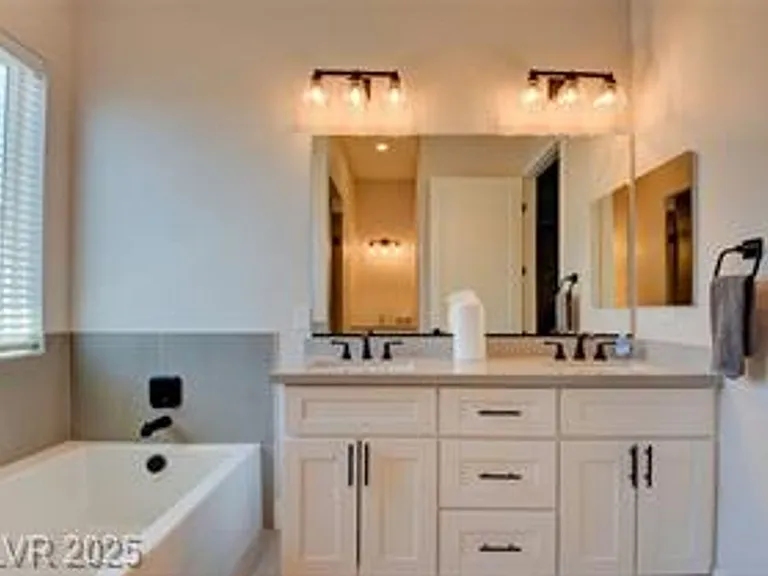5534 Stormy Night Ct — Photo 24
