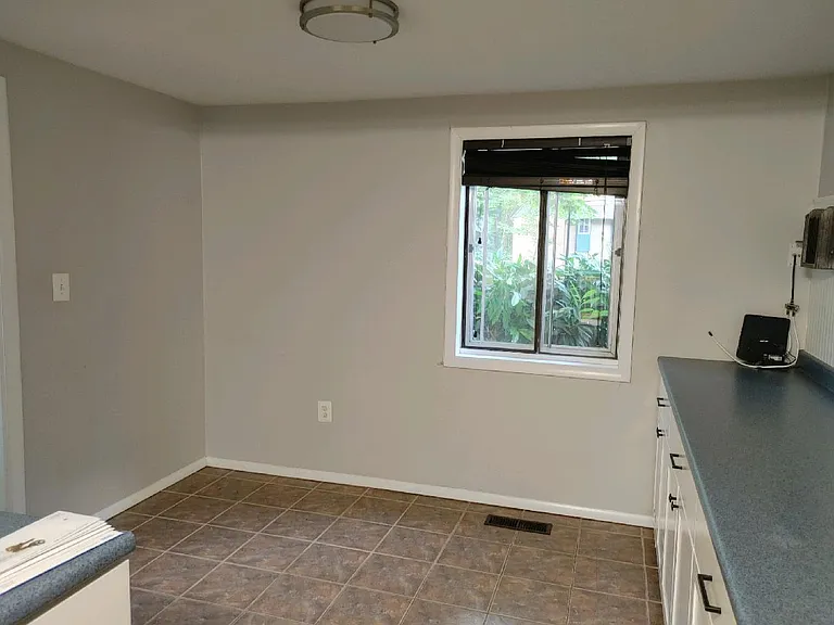 5468 Endicott Ln — Photo 4