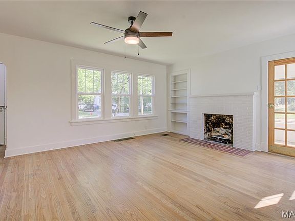 5th image of 217 Hunter St