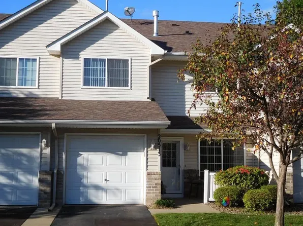 20513 Erin Ct, Farmington, MN