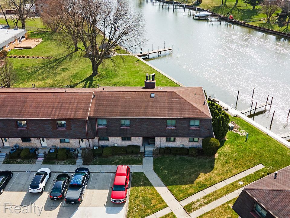 1st image of 25480 Quarterdeck St