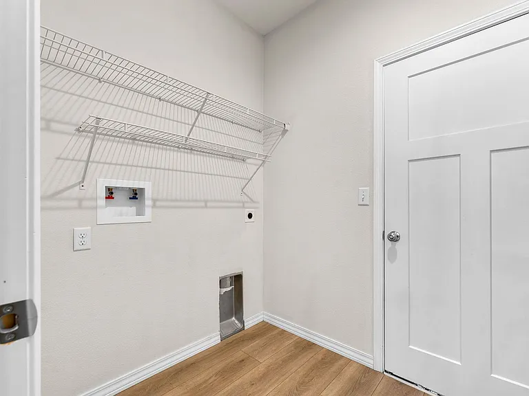 3023 W Cardinal St — Photo 16