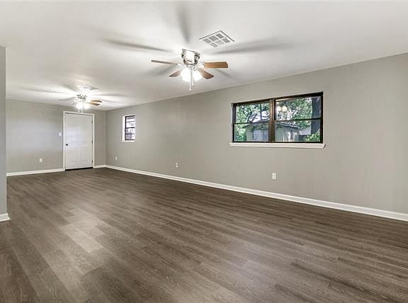 5th image of 325 W Tish Dr