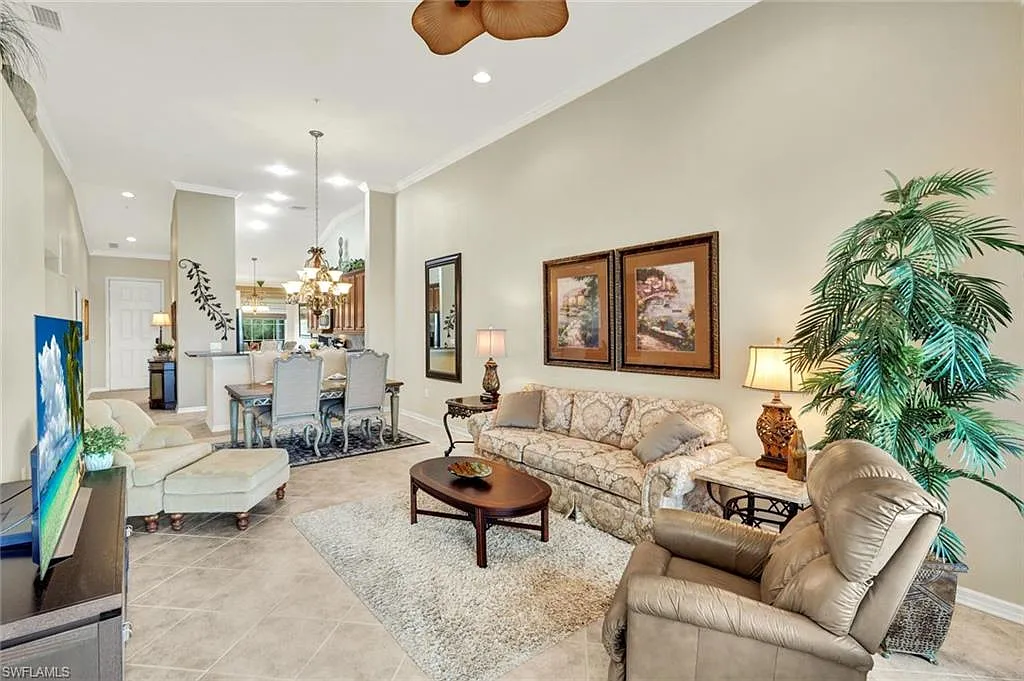 2 bed, 2.0 bath, 1621 sqft, $7,500 — Photo 2