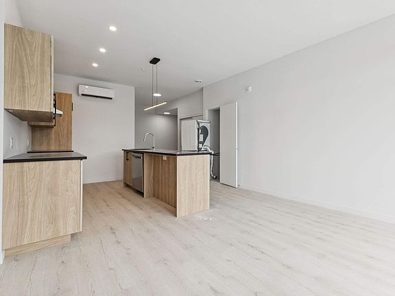 5th image of 26 McArthur Ave #1502661