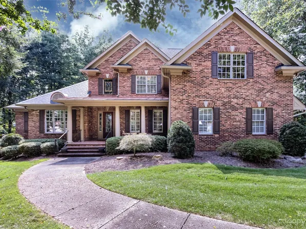 4304 Tranquillity Dr, Charlotte, NC 28216