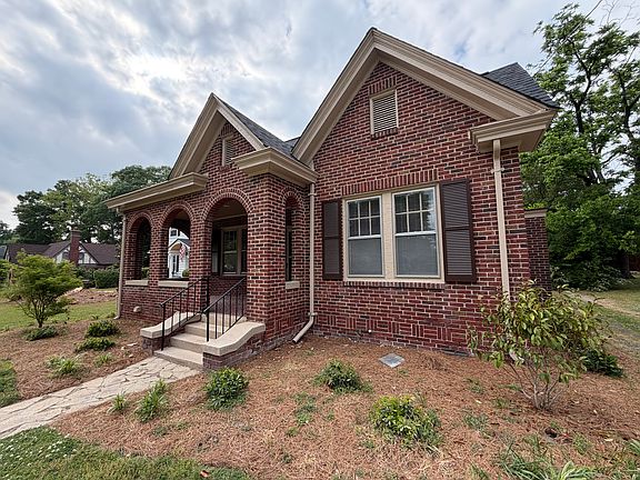 2nd image of 304 Atlantic Christian Col Dr W