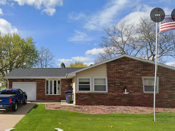 2191 Key Way Dr, Dubuque, IA 52002