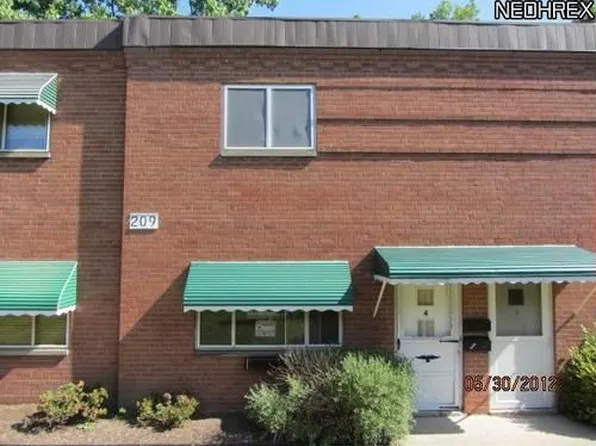 209 Dalepark Dr APT 4, Bedford, OH 44146