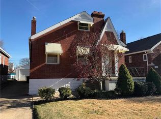 9312 Rambler Dr, Saint Louis, MO 63123