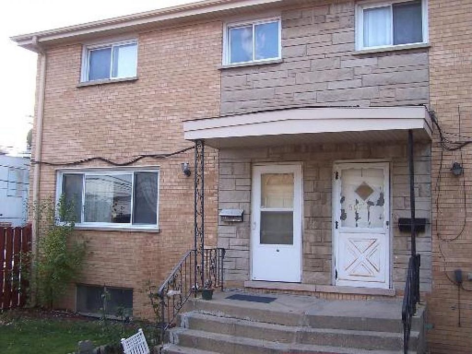 1st image of 507 James Ct Unit D