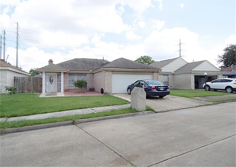 1st image of 11011 Willwood Dr