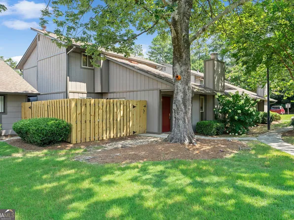 839 Manning Villas Ct SW, Marietta, GA 30064
