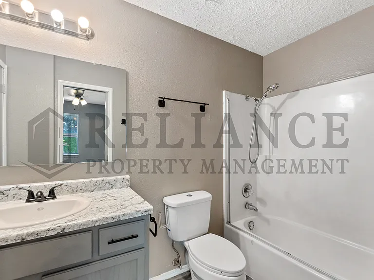 1526 E Fortuna St — Photo 27