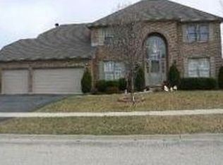 16055 S Fairfield Dr, Plainfield, IL 60586