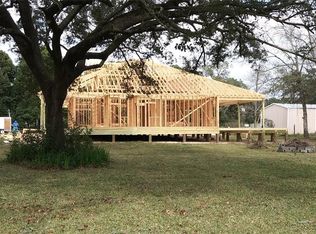 208 N Shirley St, Alvin, TX 77511