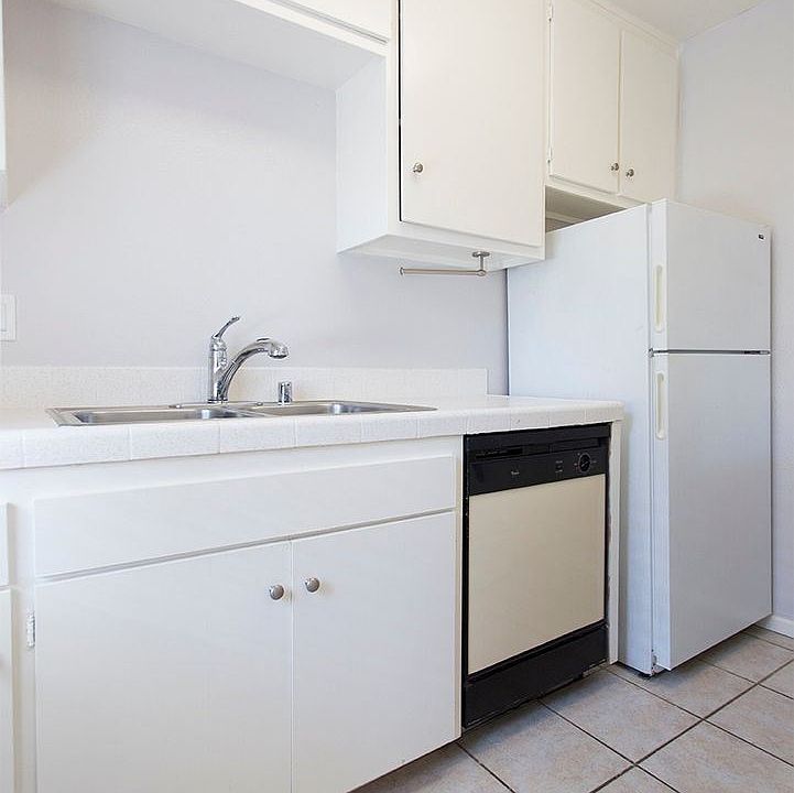 1st image of 3777 Haines St APT 6