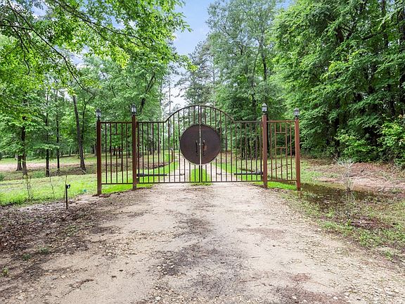 3rd image of 939 County Road 1095