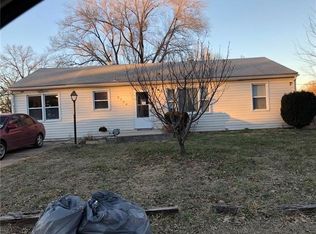 5704 E 101st St, Kansas City, MO 64137