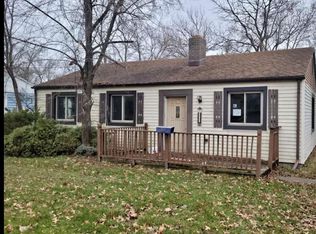 906 Lincoln Rd, Marquette Heights, IL 61554