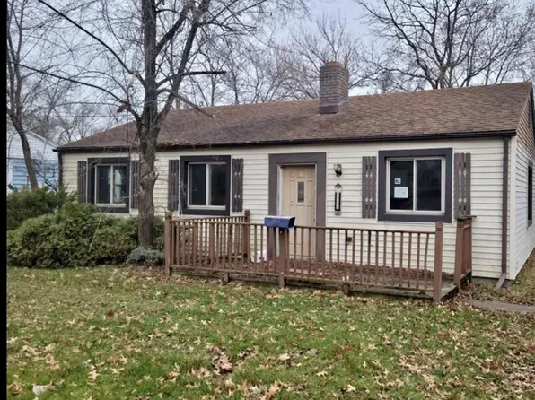 906 Lincoln Rd, Marquette Heights, IL 61554