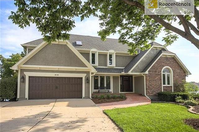 1st image of 316 NE Dartmore Ct