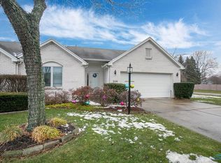 2438 Plum Leaf Ln, Toledo, OH 43614