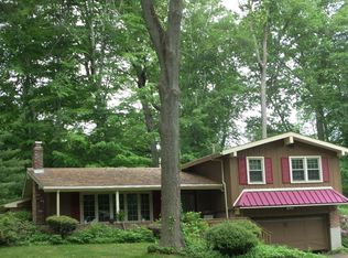 2550 Martin Rd, Willow Grove, PA 19090