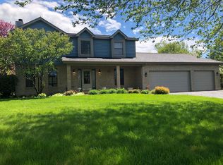 817 Apache Trl, Lake Villa, IL