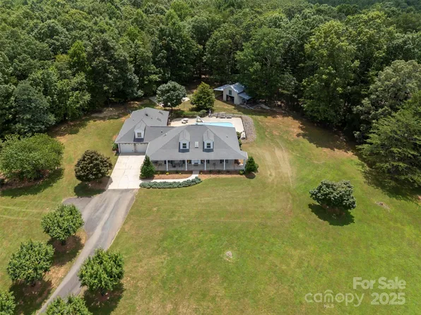 277 Wild Turkey Ln, Rutherfordton, NC 28139