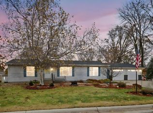 126 5th St, Kenyon, MN 55946