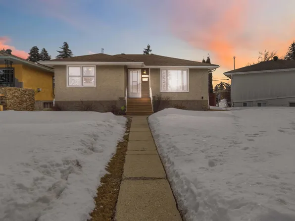 11307 115th St NW, Edmonton, AB T5G 2V5