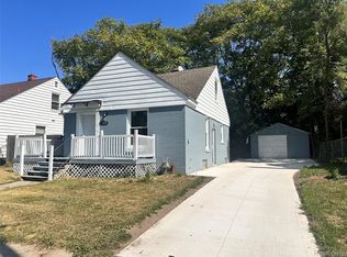 19426 Charest St, Detroit, MI 48234