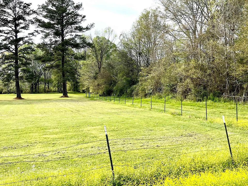 2nd image of 2485 Old Baker Rd