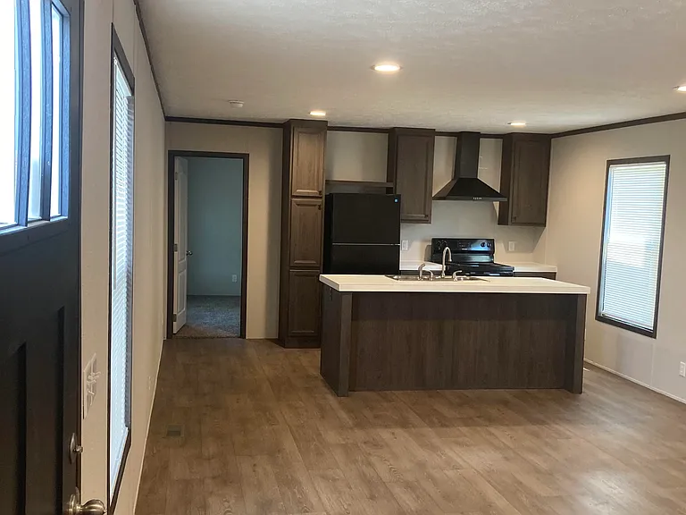 123 W 55th Pl — Photo 1