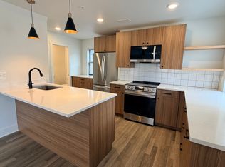 131 W 46th St, Minneapolis, MN 55419